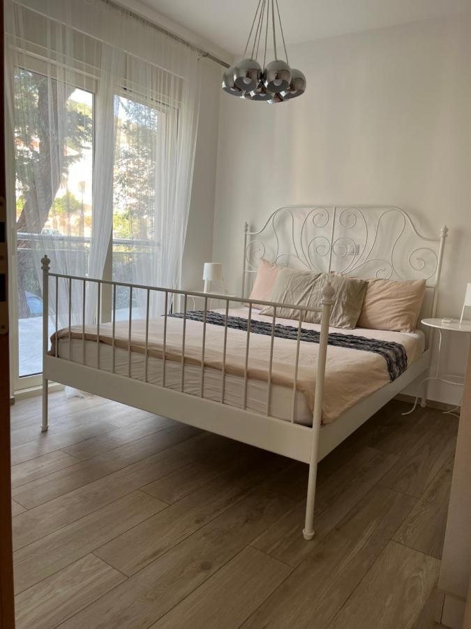 Atina Apartment, Centre ,luxurious, Bright, Parking Apartament *